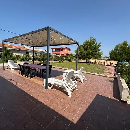Paradise By The Sea Holiday home
